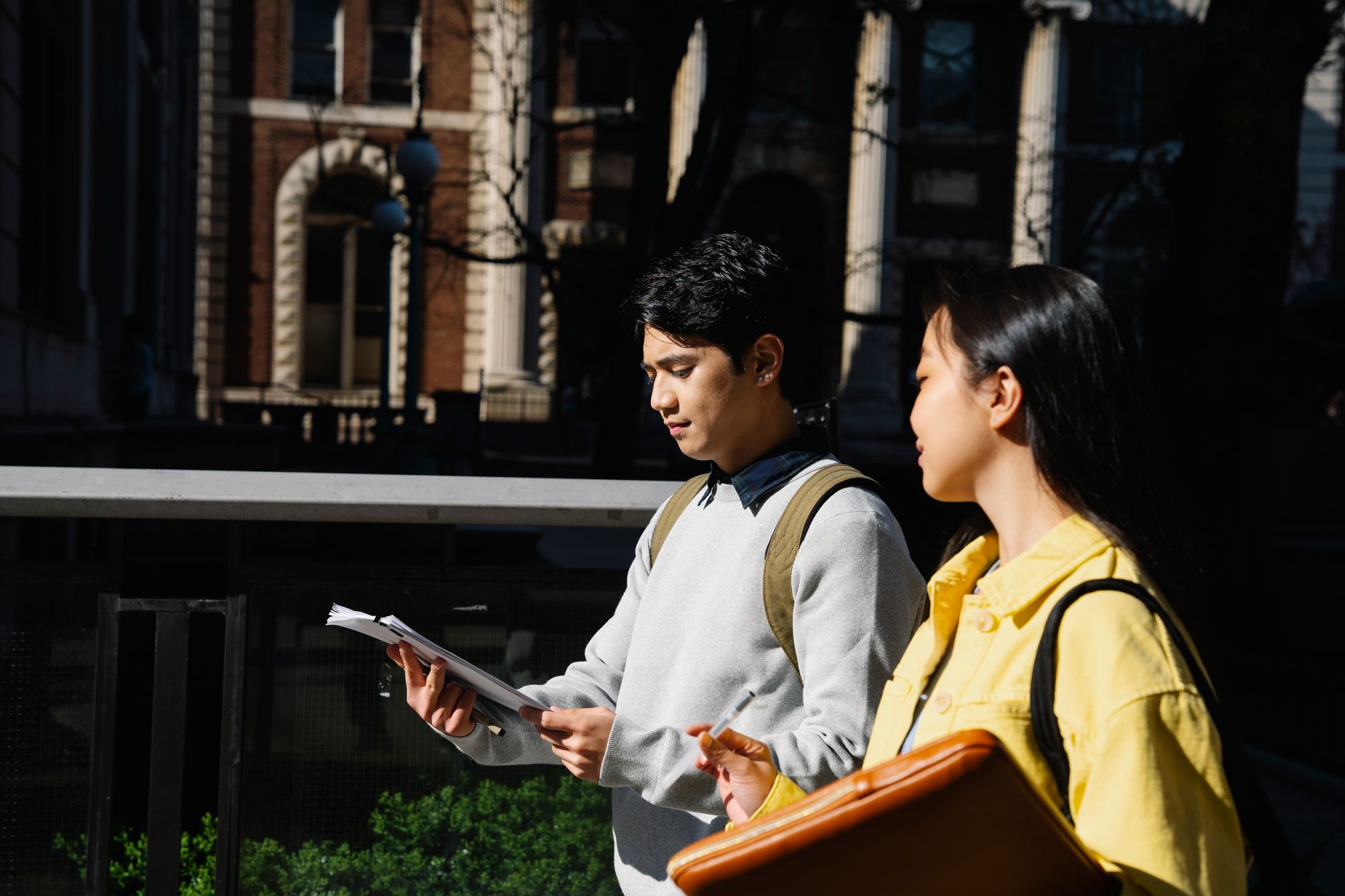 Australia Study Abroad Agency Free Consultation: What Singaporean Investors Need to Evaluate Before Committing